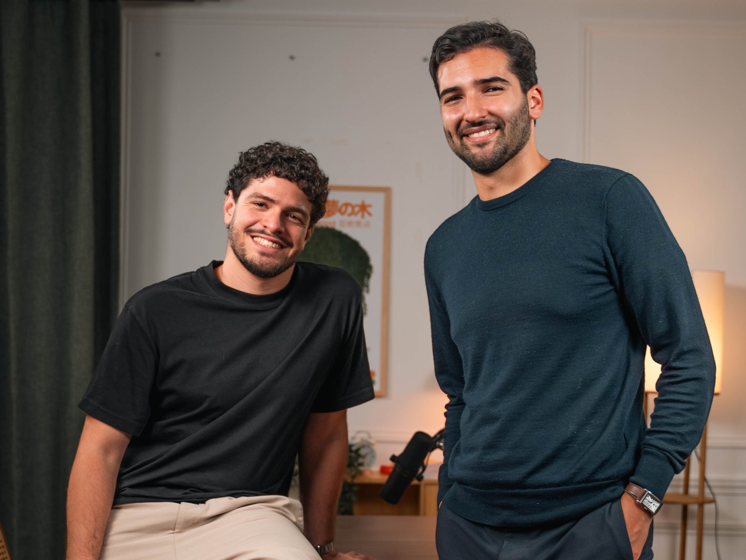 L'équipe MOOT dans le studio, Paris 15e